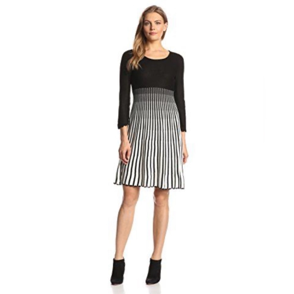 Calvin Klein Black & White Fit & Flare Sweater Dress, Size Small, Knit